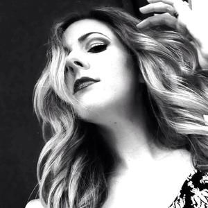 Meet your Posher, Felicia